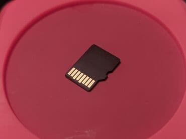 Memorijske kartice za kamere: Prodajem micro sd karticu koja ide uz zvučnik sa čarobnim pričama — 1