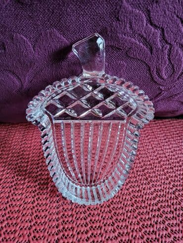 kristalne plafonjere: Pepeljara nova kristal Zajecar zir. 70,80te. Visina. 2cm — 3