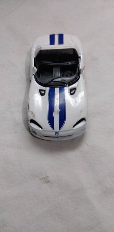 harry potter vt401 k: Burago Dodge Viper RTChina,fale sva stakla — 2