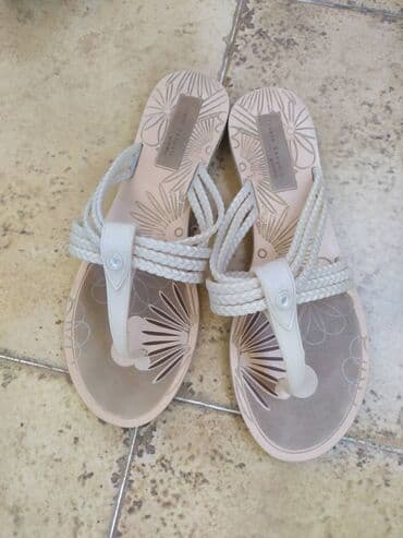 opposite papuce sa krznom: Flip-flops, 39 — 1
