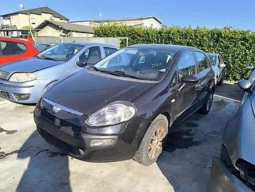 fiat evo: FIAT EVO 2010. GOD. - KOMPLETAN AUTO U DELOVIMA | Fiat Grande Punto — 1