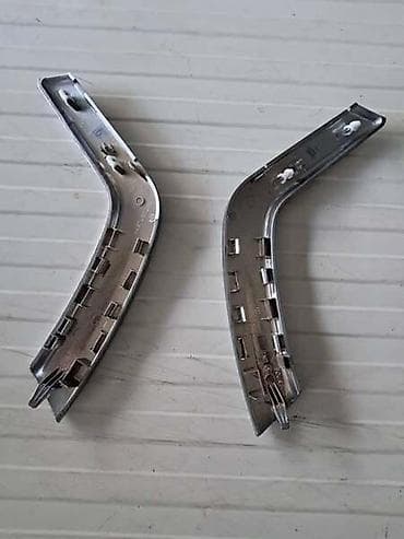 panter za limariju: UNUTRASNJA LAJSNA NA VRATIMA ZA PEUGEOT 208, 2008 OD 2012. DO 2019 — 2