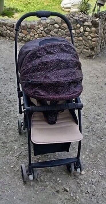 pocepane farmerke za devojcice: Dečija kolica sa podesivim naslonom i sigurnosnim pojasom. Kolica — 3