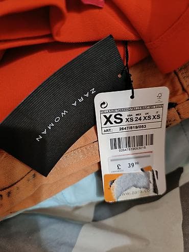 crocs papuce bele: Suknja crvena nova xs 1000, druge dve po 500 vel.S, krem suknja — 4