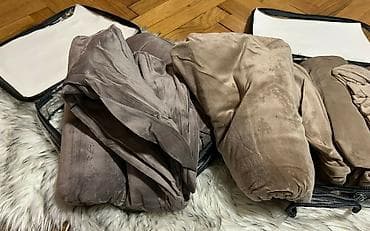 Dušeci: 🍃Navlake za stolice🍃 🍃Paket sadrži 6 komada 🍃Materijal-pliš 🍃Dostupne — 10