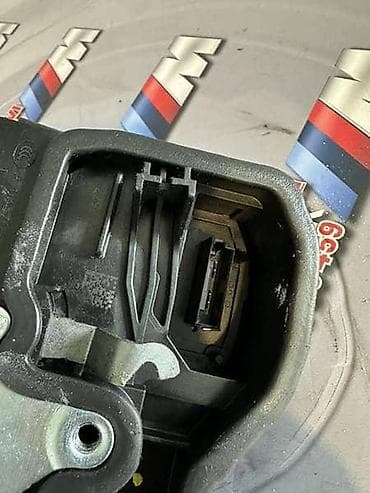 1je.941.597.a: ZADNJA DESNA BRAVA F-SERIJA ZA BMW SERIJA 1, SERIJA 3, SERIJA 5 OD — 4