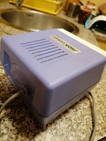 Parfemi: Kućište ispravno za turpiju nokata.

 Mirjevo — 3