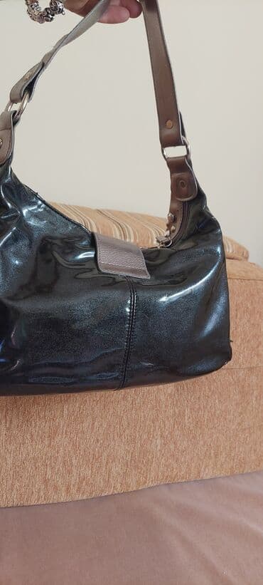 Donji delovi trenerke: Elegantna torbica — 2