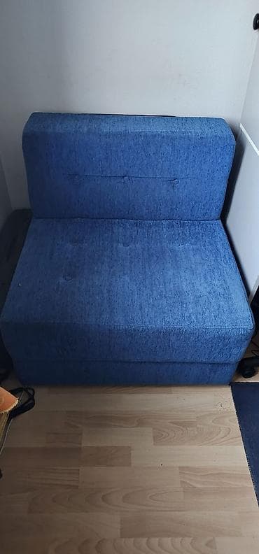 Plava fotelja na razvlačenje – kompaktna i praktična - Funkcija 2 u