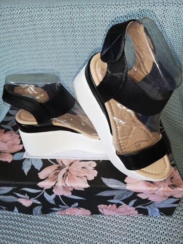 cipele sa platformom: Sandals — 6