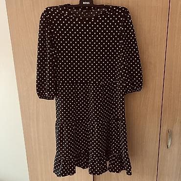 patike broj 36: Crna haljina sa belim tufnama - Kroj: komotna silueta, blago — 1