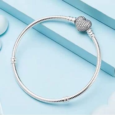 Ostali aksesoari: Pandora narukvica Vel:21cm Cena:1700din (Samo narukvica) Cena:3500din — 3