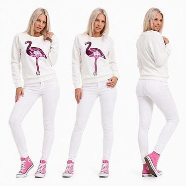 gioseppo patike: Ženska dukserica sa flamingom – bela - Model: klasičan kroj sa — 1