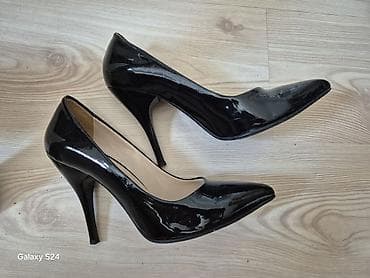 svečane košulje i tunike: Crne lakovane salonke – Perla Shoes - Model: klasične salonke sa — 2