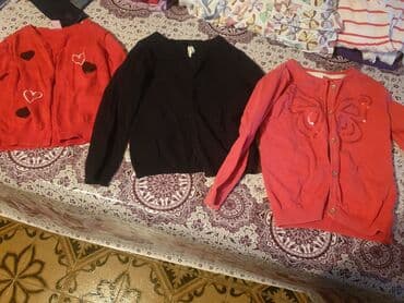 zvonaste pantalone za devojcice: Primark, Casual sweater, 110-116 — 1