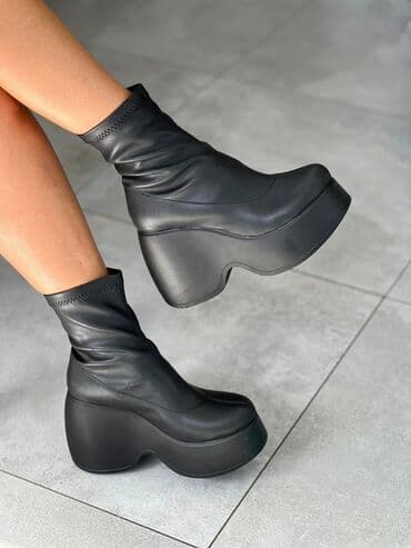 grubin obuca beograd: Br 36-40
Peta:10cm — 4