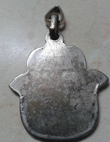 helanke s: Material: Silver, color - Silver, Used — 2