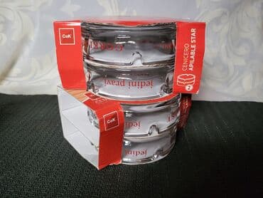 Ostalo posuđe: Pepeljare 1 nove gorki list. Nove pepeljare pakovanje po dve. Cena za — 2