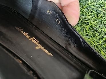 ecco obuća – слике: SALVATORE FERRAGAMO Original Mokasine - Lakovana Koža Opis: Na prodaju — 4