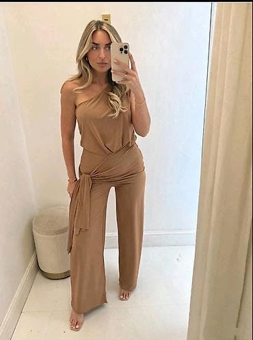 torbe mona: Elegantni ženski kombinezon na jedno rame - Model: asimetrični top na — 1