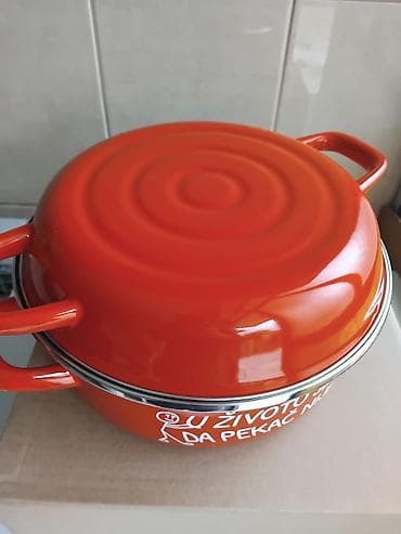 metalac vakum posude: Emajlirani okrugli Metalac pekač lux, 26cm, 4.8l — 2
