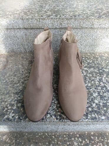 papuce h m: Ankle boots, 40 — 2