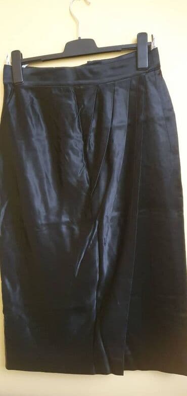 kupujemprodajem suknje: Suknje u L vel. 600din. Dve suknje u L vel. po vašem izboru za — 1