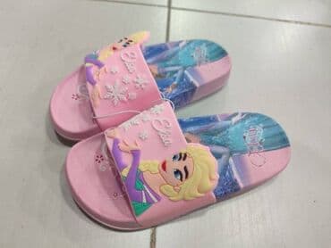 bata obuća: Prelepe decije papuce 
Vel 18-35
1600 din
sd
szd — 24