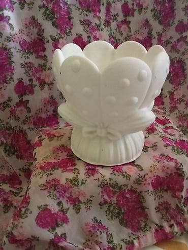 Tekstil: Dekorativne keramičke posudice/vazice – set bele boje - Materijal — 1