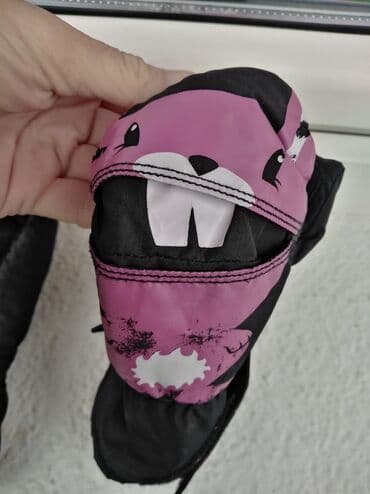 decije stvari na poklon: Rukavice, Za devojčice, bоја - Crna — 2