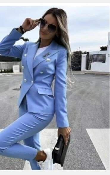 h m kompleti: Komplet
S,m,l,xl
3200 din — 2