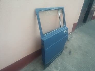 presvlake za prednja sedista: Vrata zadnja leva Lada 2131 Niva. Polovno, ocuano. Skinuto sa — 3