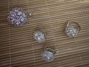 swarovski komplet: Srebrni set 925
Prsten broj 7 — 3