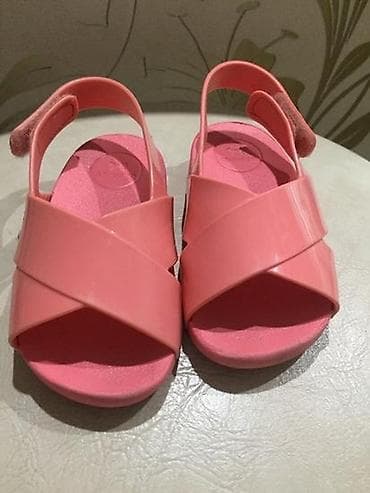 Zaxy Ipanema sandale za bebe. Duzina gazista je 14cm. Odlicno ocuvane