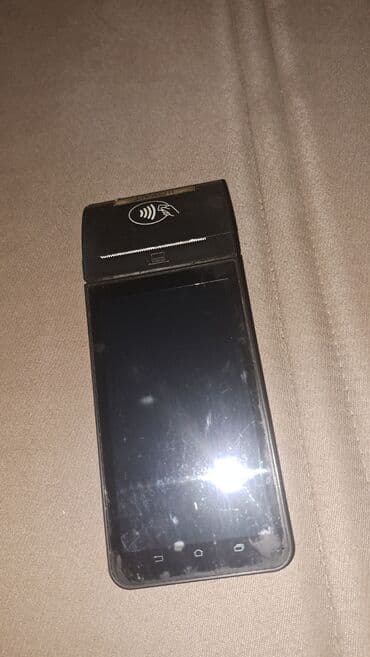 Mobilni telefoni: Ovaj mobilni POS terminal je svestrano rešenje za obradu plaćanja — 1