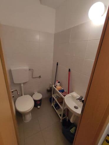 Prodavnice: Izdajem Lokal 13m2 Ratka Mitrovica - Perfektan Izdajem Lokal 13m2 na — 5