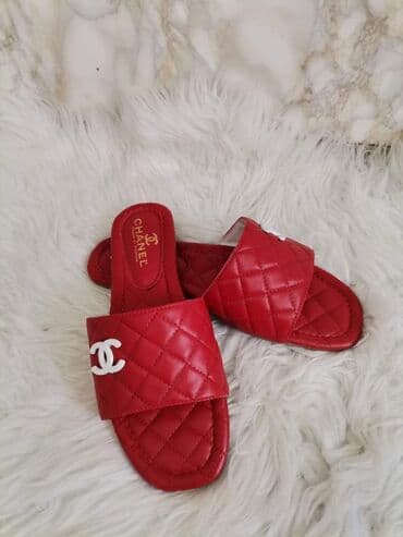 najk papuče: Papuce 1.700
Kompleti 2.900 — 3