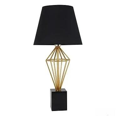Jačina: Max. 40W Tip grla: 1xE27 Napon: 220-240v Boja: SG+BK