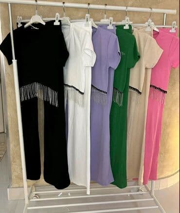 crveni komplet: Komplet 2900 — 2