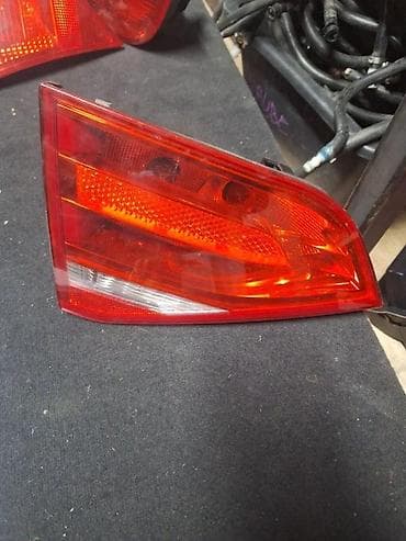 moj auto: STOP SVETLO LEVO A4 2 8K5945093E | Stop svetlo — 3