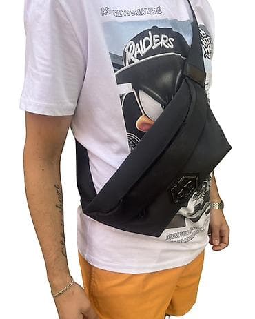 ženske poslovne torbe: Muška torbica za preko ramena/struka (crossbody/waist bag)
3300
Din — 5