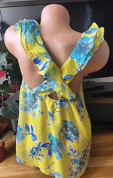 Dukserice: Zara Basic ženska letnja bluza/top - Veličina: L (EU L, USA L, MEX 30 — 2