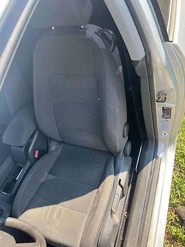 Kompletan auto u delovima: POJAS ZA VOLKSWAGEN GOLF 5 | Pojasevi za VW Golf 5, 1.9 TDI, 5 — 5
