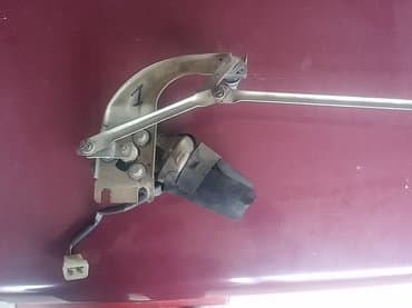 modul za centralno zakljucavanje golf 4: Motor brisača sa polugama Lada 7 Rivu br.1. Očuvano, skinuto sa — 8