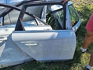 ogledalo rs: AUDI A4 B8,5 2014 ZADNJA LEVA I DESNA VRATA | audi  a3 a4 a5 a6 a7 — 2