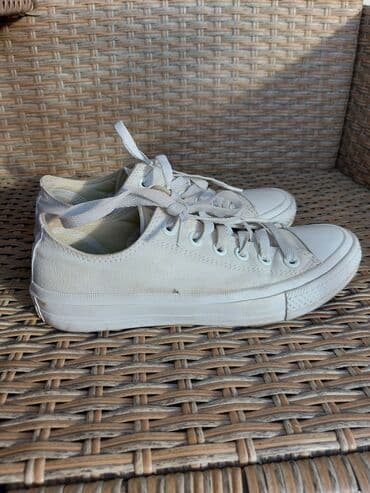 replay is more patike: Converse, 38, color - White — 3