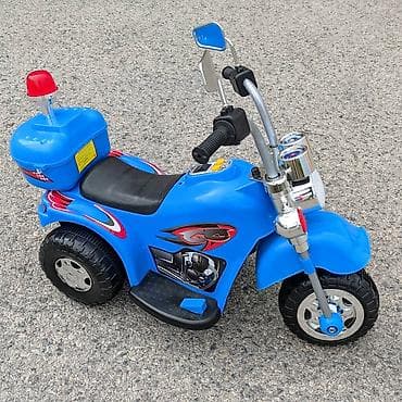 rc cars srbija: Prodajem elektricni deciji motor na akumulator, atraktivnog dizajna u — 2