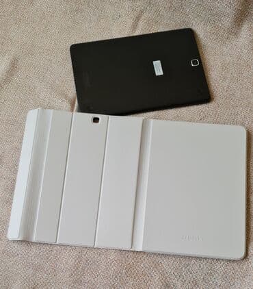 knjiga i zvucnik: Tablet samsung sa blutut tastaturom,ko nov,veliki 10 inca — 2