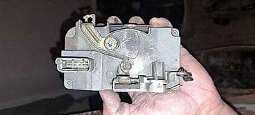elektricni voz: BRAVE CENTRALNE ZA PEUGEOT 206 | cena po komadu.Imam sve delove za — 3