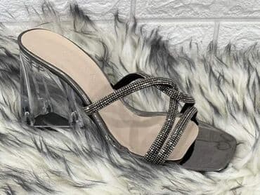 nike papuce benassi: 2200din
.
36-40 — 12